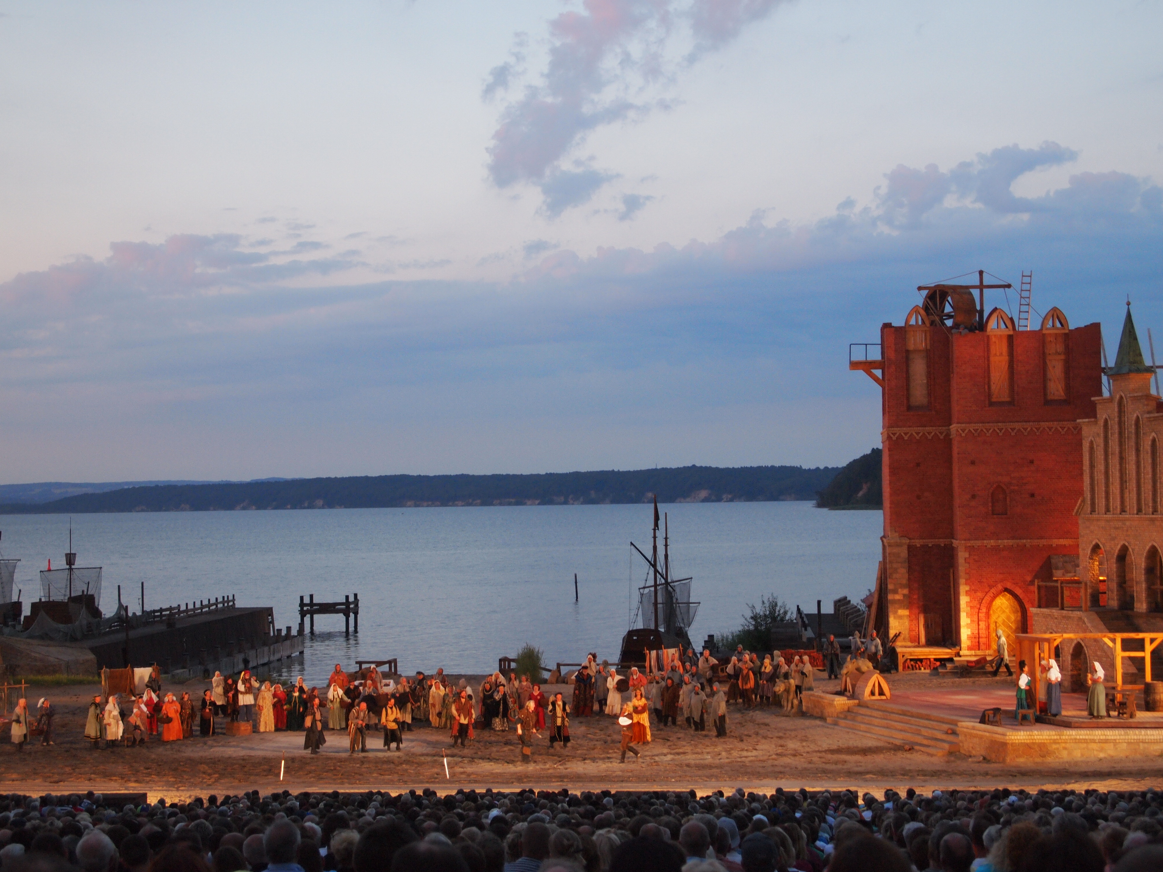 Mitsegeln zu den Störtebeker-Festspielen nach Rügen