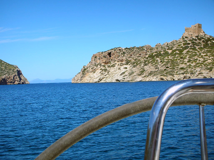 Festung auf Cabrera mit HELMSail