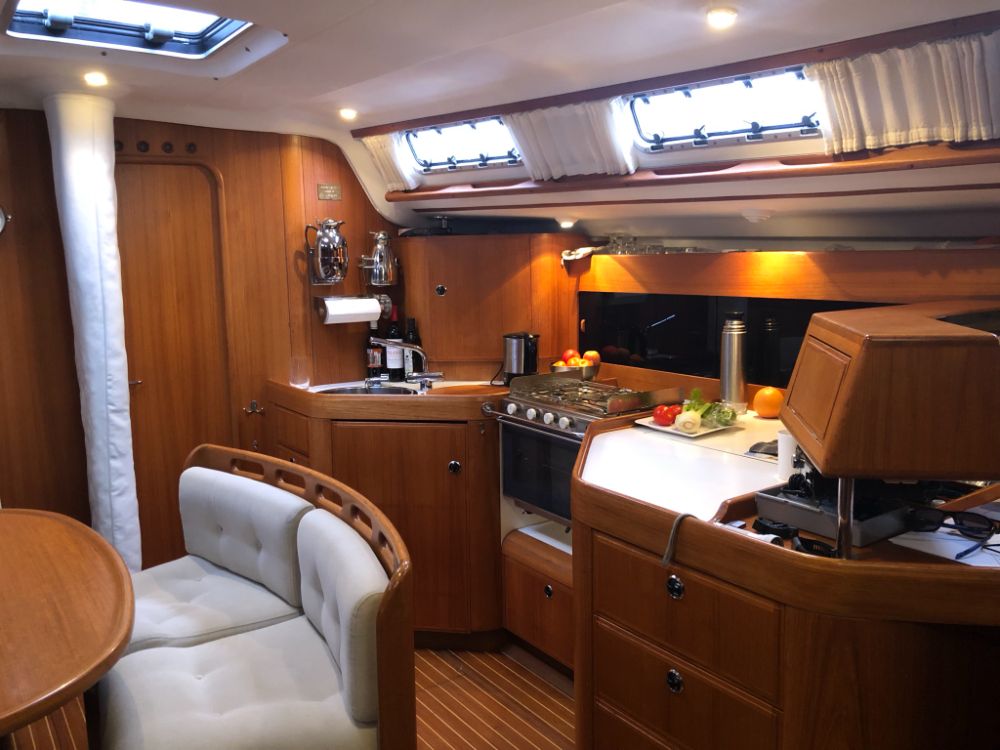 x-Yachts 442 Salon