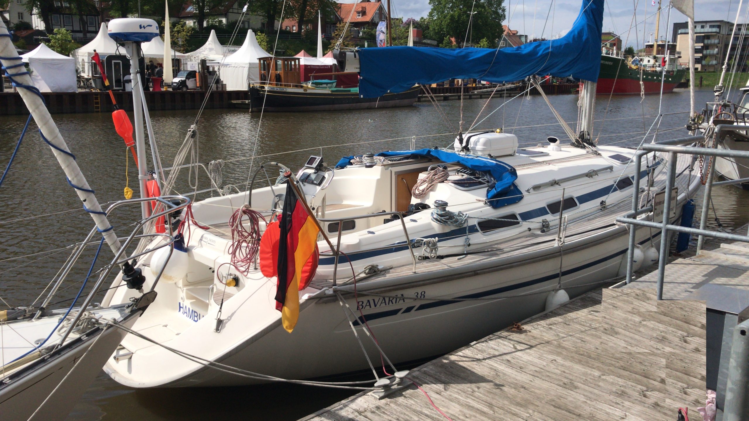Ahoi77+