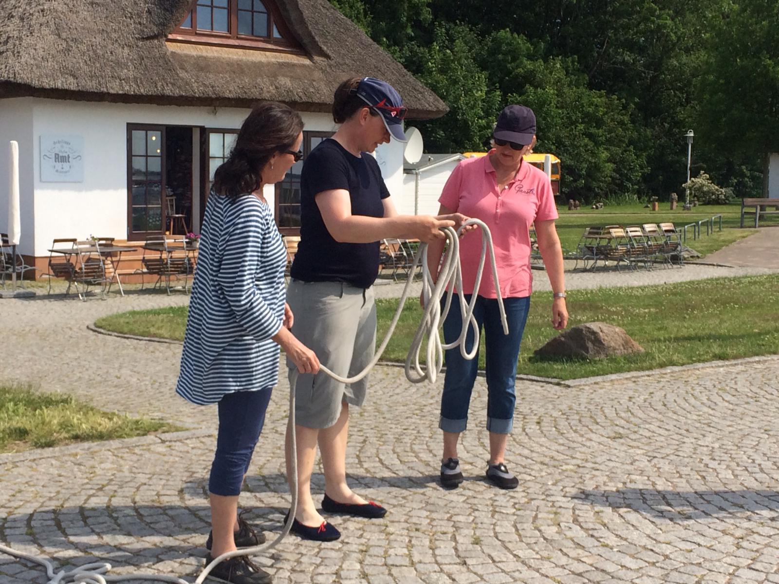 Leinenarbeit an Land