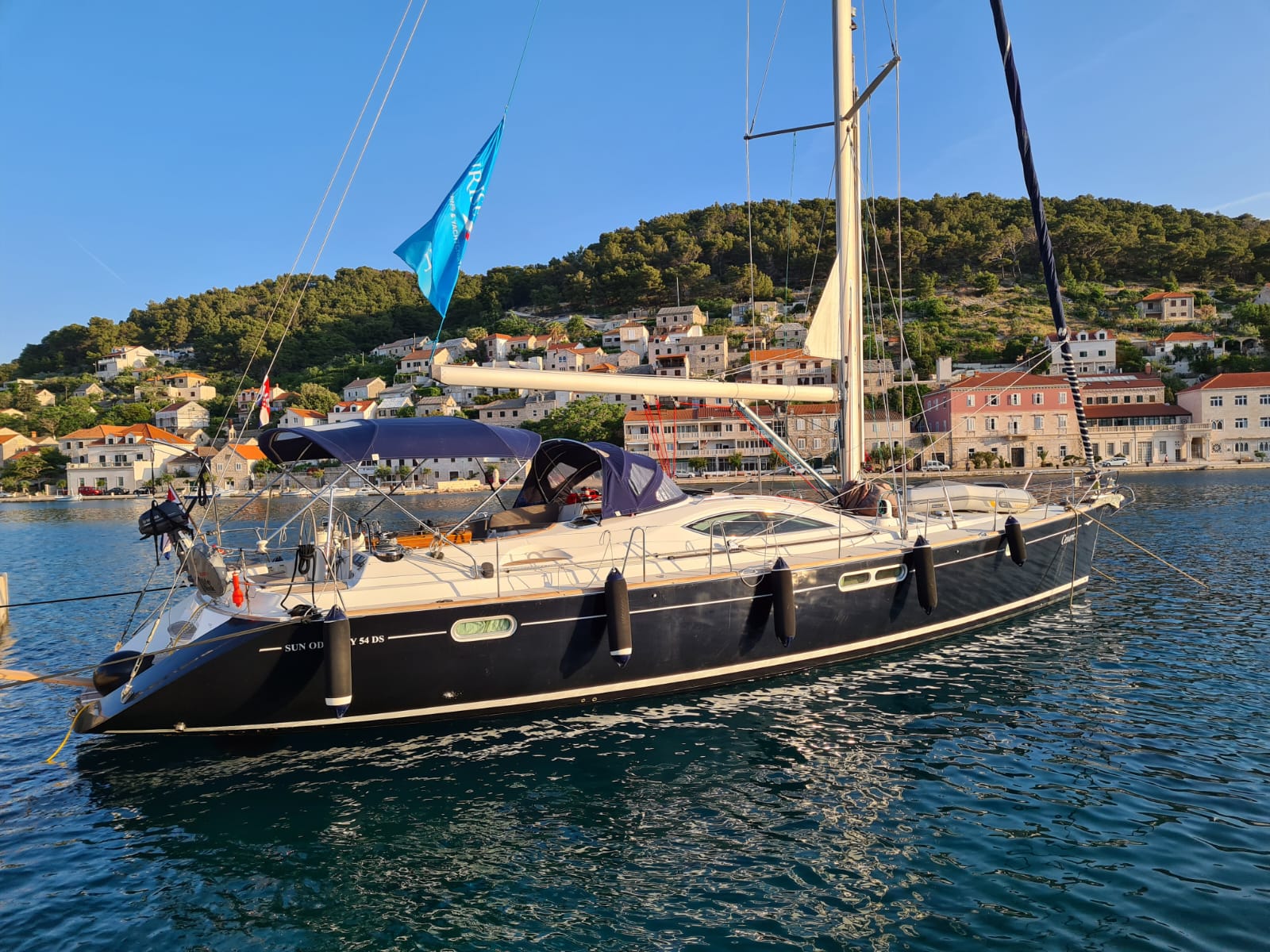 Sun Odyssey 54 DS - mit SkippyTirol (5)